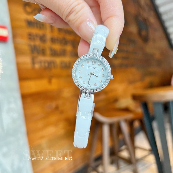 ブランド時計側面デザイン